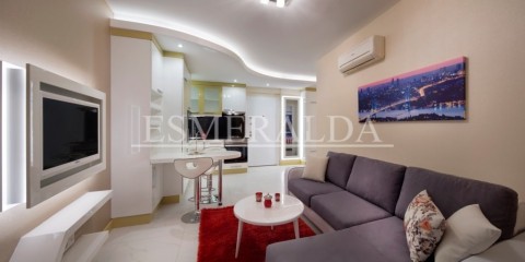 Alanya Kızlarpınarı  Mahallesin'De  Granada  Sitesinde   1+1 Satılık Daire