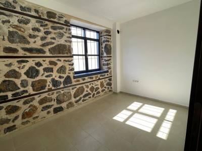 Alanya Yeşilöz'de Satılık Tarla İçersinde 2 katlı Villa