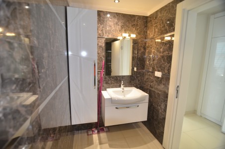 Alanya Kestel'de Site İçersinde Eşyalı 1+1 Daire