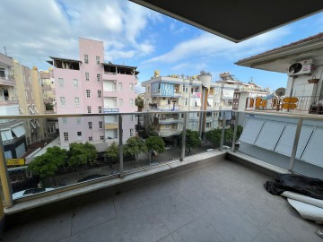 Alanya Güllerpınarı'nda 1+1 Satılık Daire