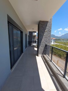 Alanya  Oba Mahallesinde Site İçersinde 2+1 Kiralık  Daire