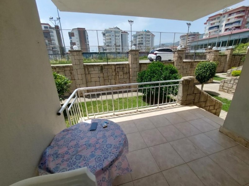 Alanya Cikcilli Mahallesinde Satılık Havuzlu  1+1 Daire