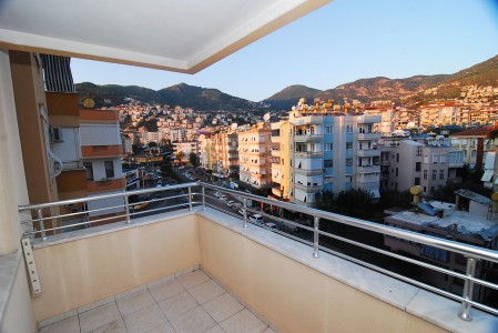 Alanya Kadıpaşa mah  3+1 Kiralık  Daire