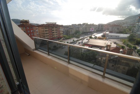 Alanya  Lüks Plazada Satılık OFİS & BÜRO