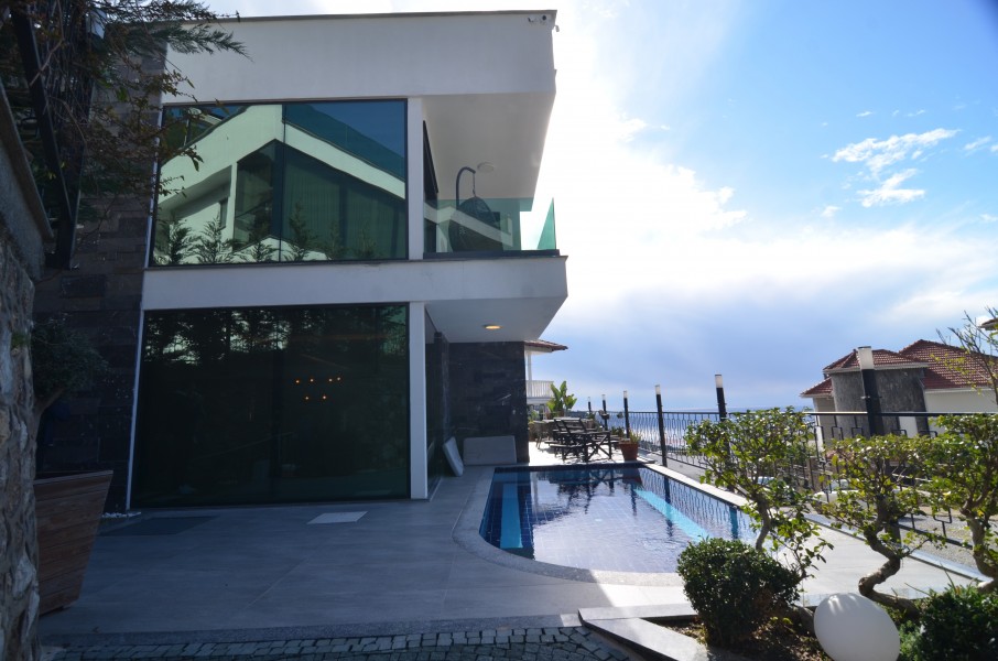 Alanya Bektaş Mah Havuzlu Kiralık 3+1 Villa