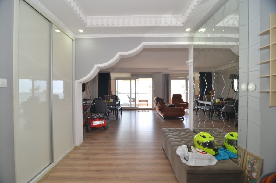 Alanya Denize  Sıfır  3+1 Eşyalı  Kiralık  Daire