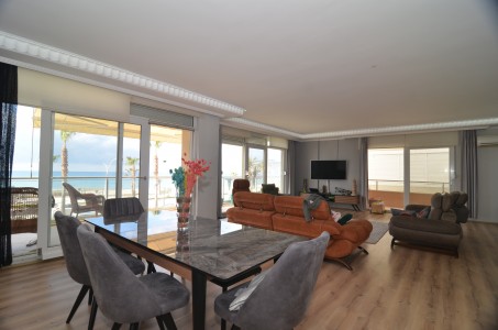 Alanya Denize  Sıfır  3+1 Eşyalı  Kiralık  Daire