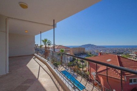 Alanya Cikcilli'de Deniz Manzaralı Kiralık 3+1 İkiz Villa