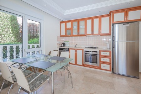 Alanya Kestel de  Kiralık 2+1 Villa