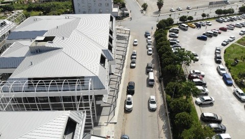 Alanya Alkü Yanındaki Plaza'da Kiralık Depolu Dükkan